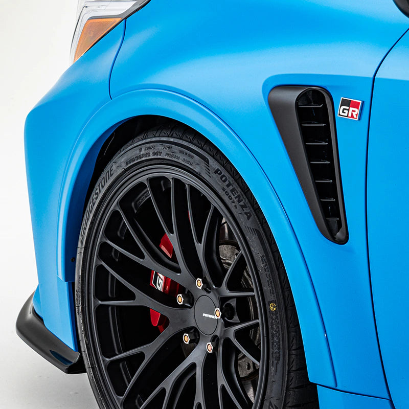 GR Carolla GR TOYOTA Gazoo Racing × GROW Design Overfender 2023-2024